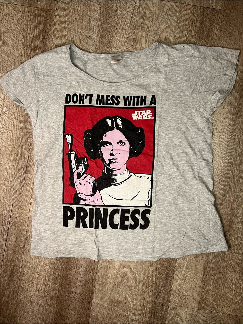 Star Wars Princess Leia 'Don't Mess With A Princess' Grey Cotton Tee Size L